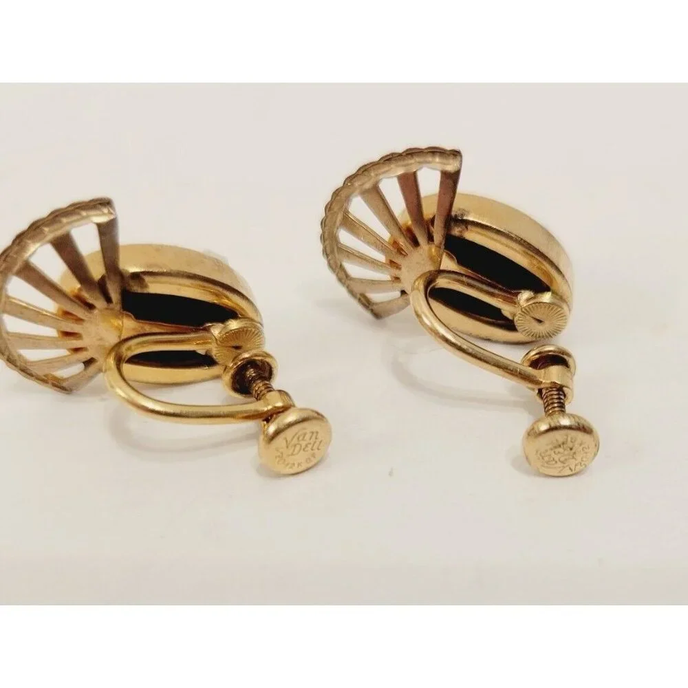 Vtg Van Dell 12K GF Black & White Cameo Screw-Back Earrings - Picture 5 of 5
